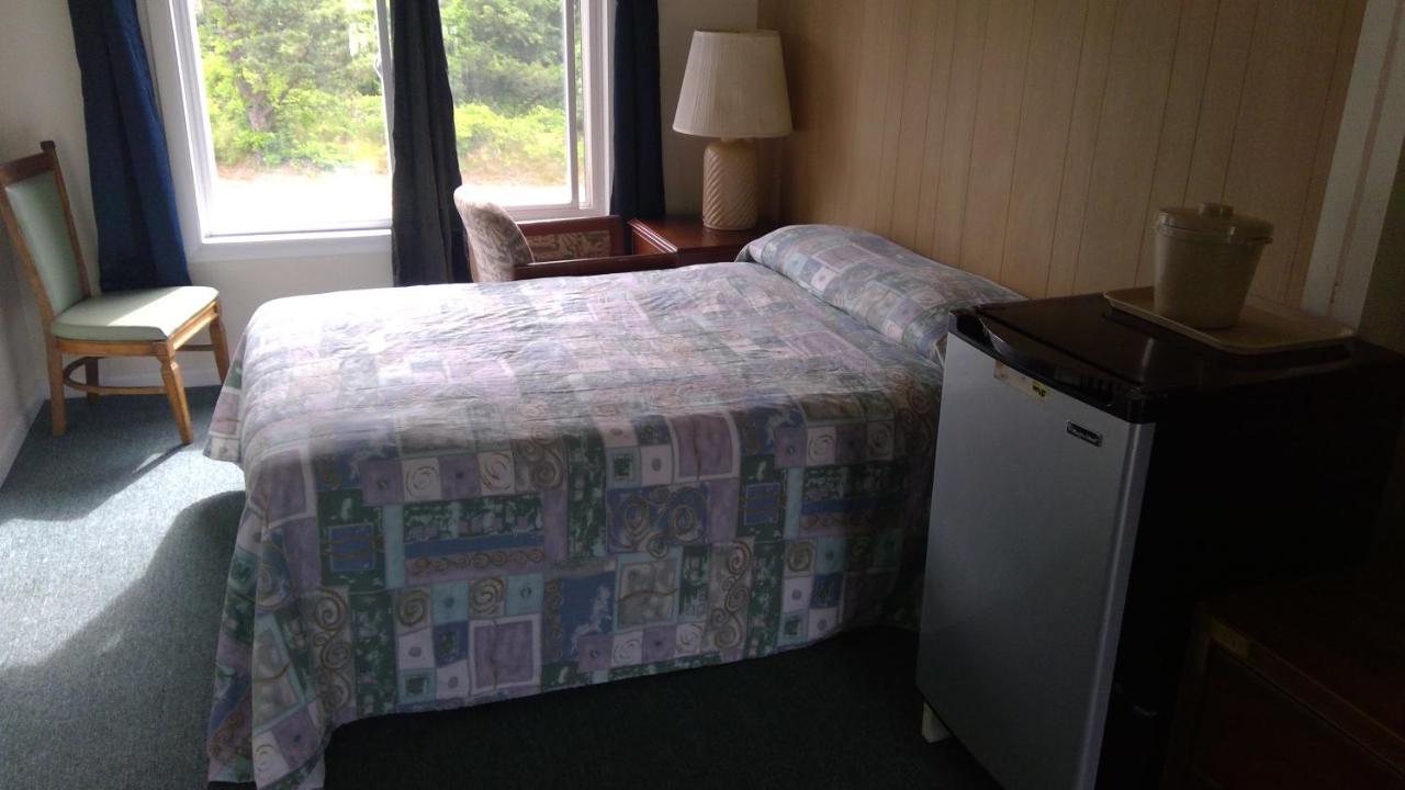 Village Green Motel Yarmouth Port المظهر الخارجي الصورة